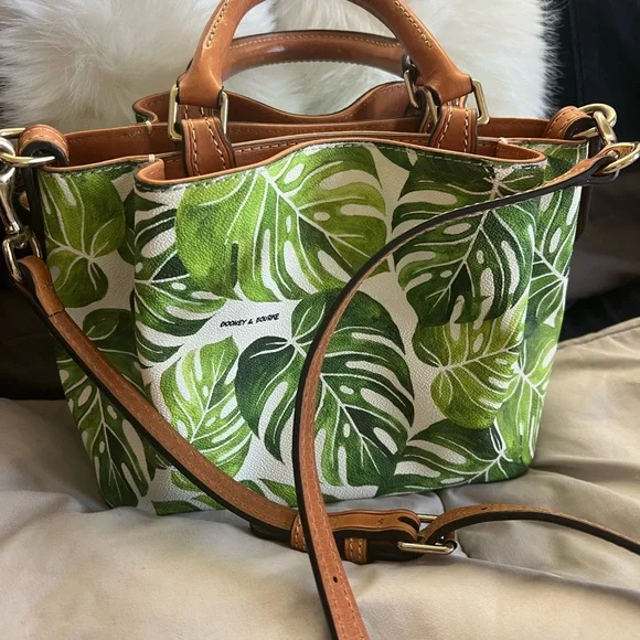 Dooney & Bourke Mini Barlow Palm Leaf - Picture 2 of 4